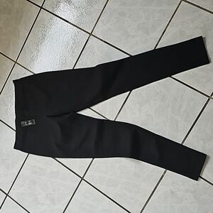 Paniz activewear yoga leggings size medium NWT